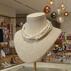 💖💎 Claire’s Triple Row Pearl Statement Necklace | NWT | 💞